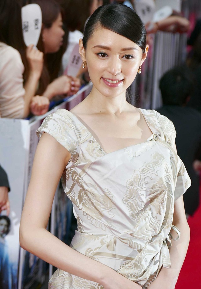 栗山千明／『秘密 THE TOP SECRET』レッドカーペットセレモニー