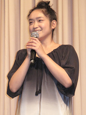 「嘘も方便」　photo：Yoko Saito