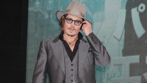 社会の敵No.1に大歓声！