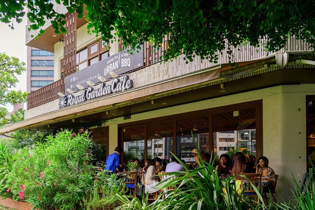 「URBAN BBQ Cafe」は、7月24日（日）までロイヤルガーデンカフェ青山店に期間限定でオープン