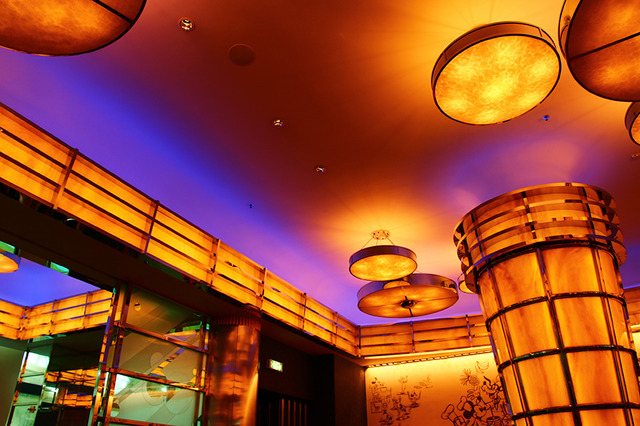 「ディズニー・ハリウッド・ホテル」の「シェフ・ミッキー」(C) Disney (C) Disney/Lucasfilm Ltd. (C) & TM Lucasfilm Ltd.