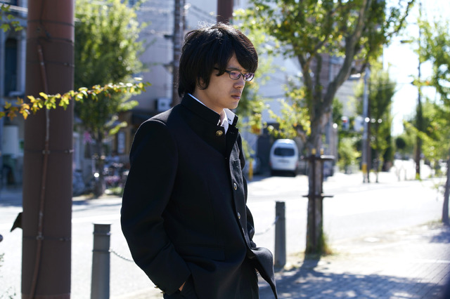 池松壮亮／『セトウツミ』　(C)此元和津也（別冊少年チャンピオン）2013　　(C)2016映画「セトウツミ」製作委員会