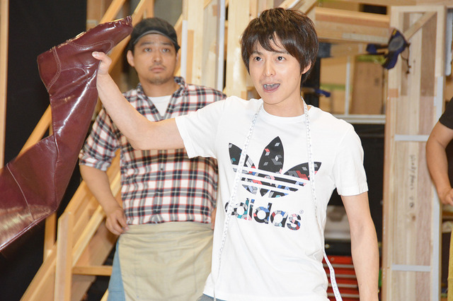 小池徹平日本版「キンキーブーツ」の稽古場公開