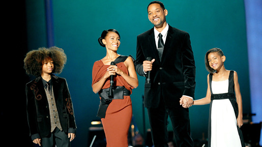 一家で熱唱！　-(C) Erlend Angelo/ALL OVER PRESS/Gamma/Eyedea/AFLO