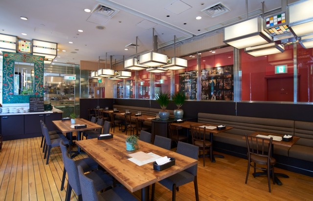 「キハチ 青山本店」内観