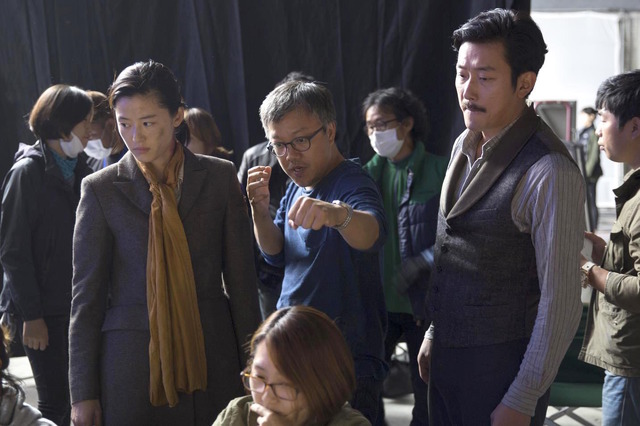 『暗殺』メイキング　（C）2015 SHOWBOX AND CAPER FILM ALL RIGHTS RESERVED.