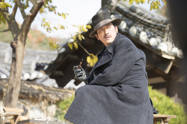 『暗殺』　（C）2015 SHOWBOX AND CAPER FILM ALL RIGHTS RESERVED.