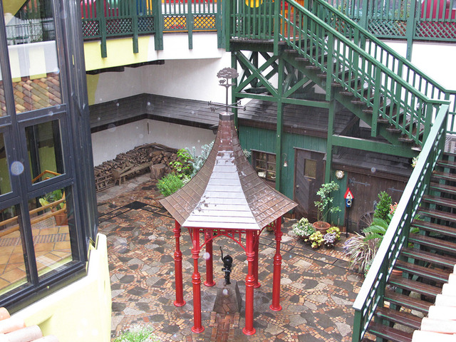 「三鷹の森ジブリ美術館」