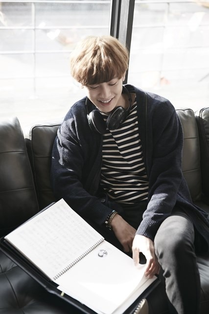 「EXO NEXT DOOR～私のお隣さんはEXO～」メイキングカット　（C）LINE Corporation