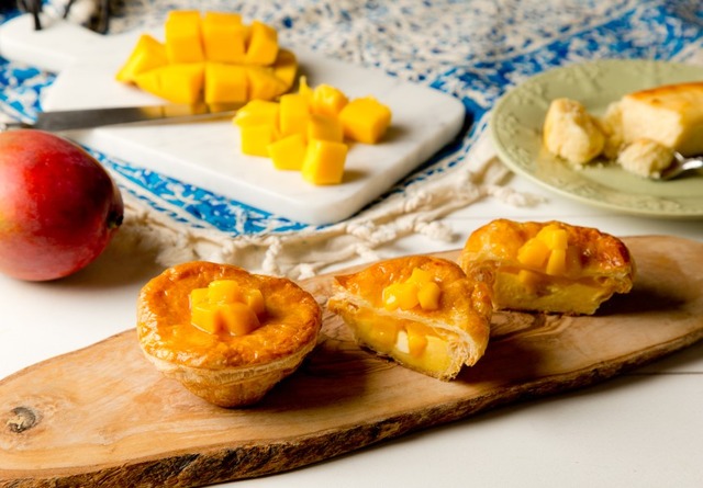 「マンゴーチーズケーキ」（454円）