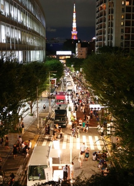 2015年けやき坂キッチンカーの様子