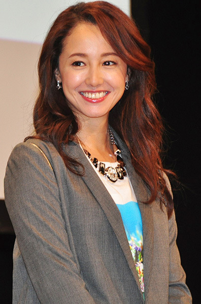 沢尻エリカ「盲目のヨシノリ先生～光を失って心が見えた～」の試写会