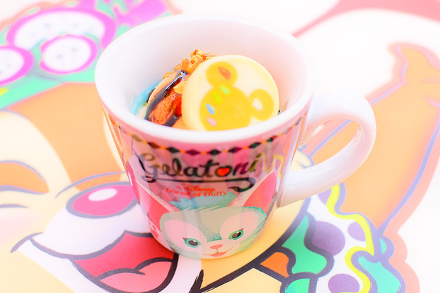 「キャラメルジェラート＆チョコレートムース、スーベニアカップ付き」