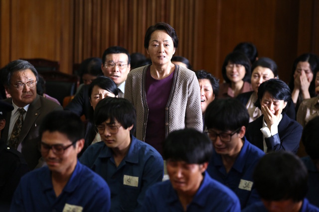 『弁護人』（C）2013 Next Entertainment World Inc. & Withus Film Co. Ltd. All Rights Reserved.