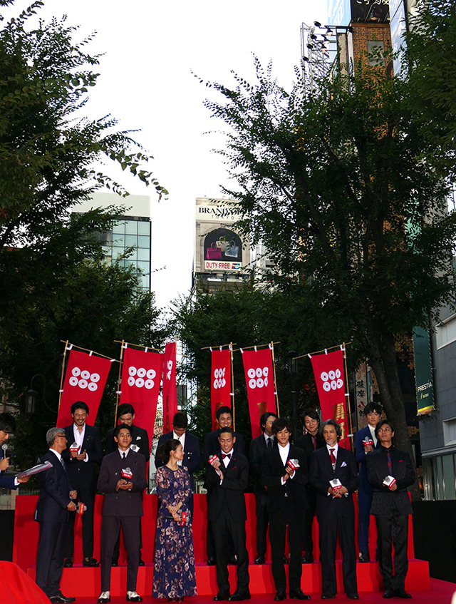 中村勘九郎ほか『真田十勇士』のレッドカーペットセレモニー