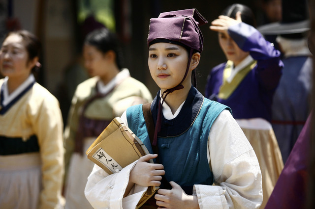 「夜を歩く士〈ソンビ〉」 （C）2015 MBC