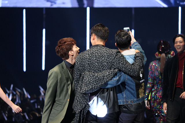 -(C)TOKYO GIRLS COLLECTION 2016 A/W