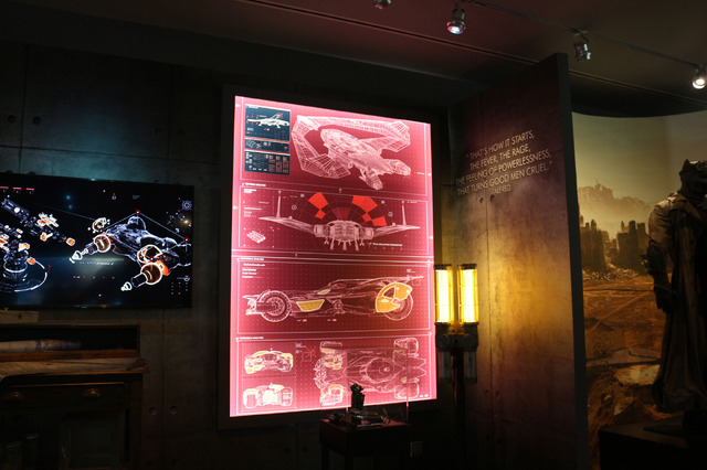 「DC COMICS:THE EXHIBIT」