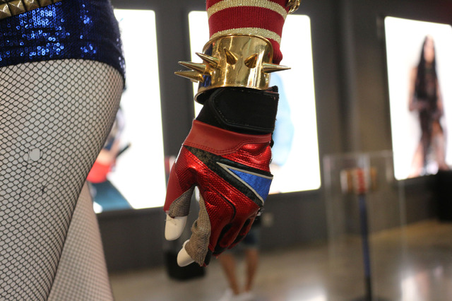 「DC COMICS:THE EXHIBIT」