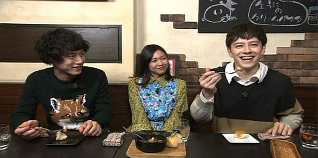 二階堂ふみ、坂口健太郎「火曜サプライズ」(C)NTV