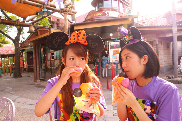 「3色肉まん（ソルト・甜面醤・スパイシー）」