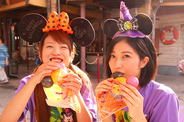 「3色肉まん（ソルト・甜面醤・スパイシー）」