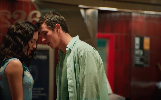 『浮き草たち』(c)2016 Over the Barn, LLC