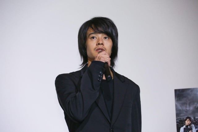 池松壮亮　『デスノート Light up the NEW world』（C）大場つぐみ・小畑健／集英社 （C）2016「DEATH NOTE」FILM PARTNERS