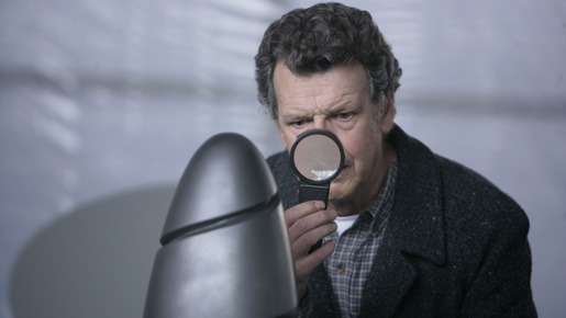 「FRINGE／フリンジ」 -(C) 2009 Warner Bros. Entertainment Inc. All Rights Reserved.