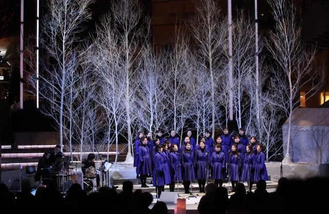 六本木ヒルズ クリスマスコンサート　昨年の様子