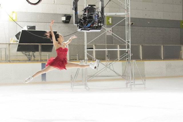 ロッテ「真っ赤って、ときめき。浅田真央スケート」篇メイキング