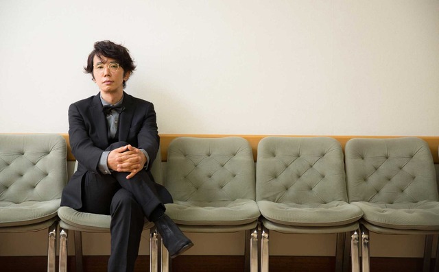 ユースケ・サンタマリア『バースデーカード』／photo:Nahoko Suzuki