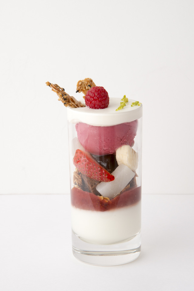 表参道ヒルズ「クリスマスパフェグランプリ」　トラヤカフェ