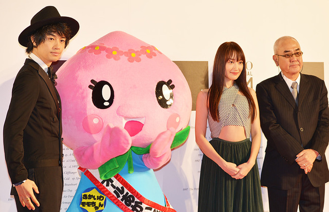 高梨臨＆斎藤工／第29回東京国際映画祭レッドカーペット