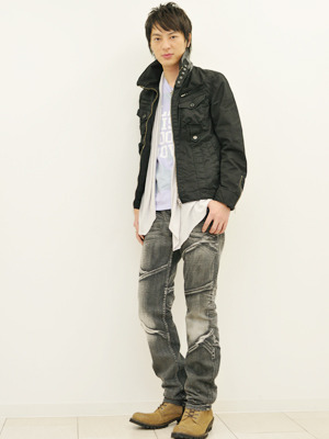 「魔術」　塚本高史　