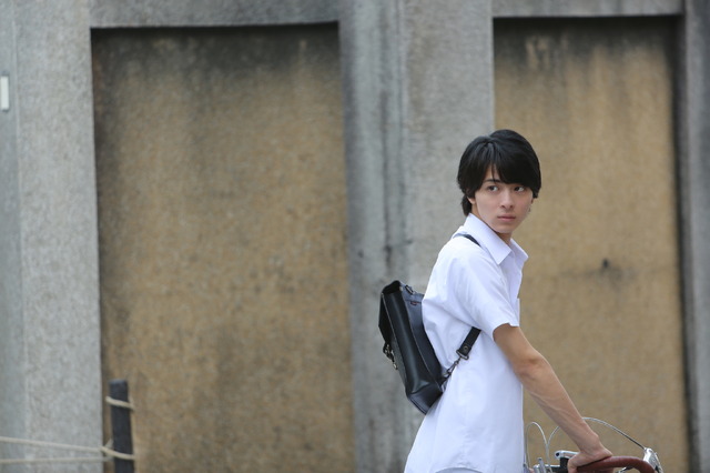 映画『逆光の頃』　撮影・徳間書店