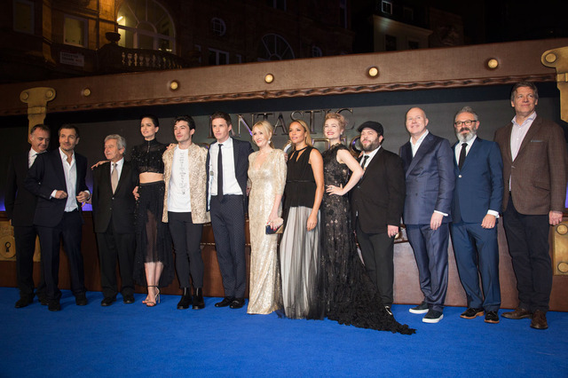 『ファンタスティック・ビーストと魔法使いの旅』(C) 2016 Warner Bros. Ent.  All Rights Reserved. Harry Potter and Fantastic Beasts Publishing Rights (C) JKR.