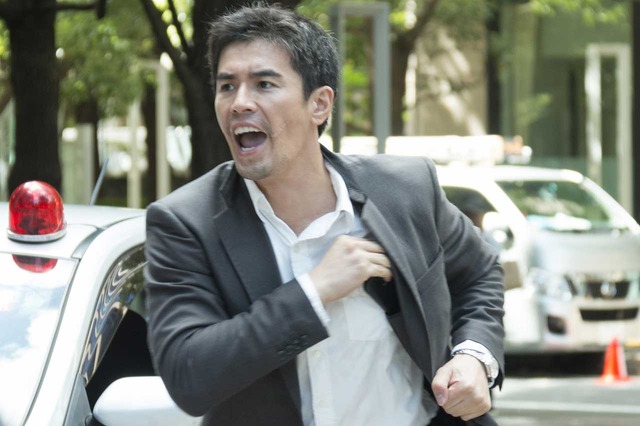 『22年目の告白―私が殺人犯です―』（C）2017 映画「22年目の告白－私が殺人犯です－」製作委員会