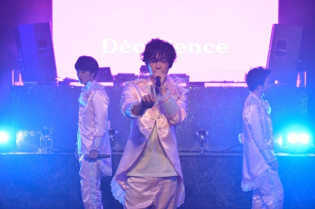 「潜入捜査アイドル・刑事ダンス」