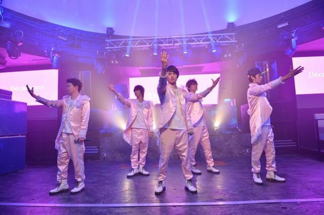 「潜入捜査アイドル・刑事ダンス」