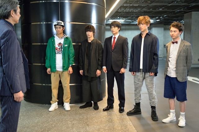 「潜入捜査アイドル・刑事ダンス」