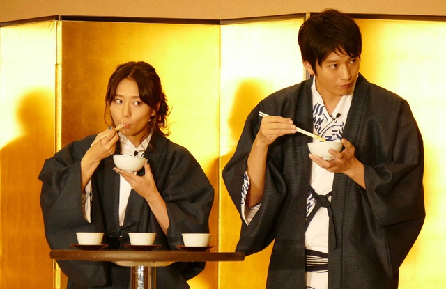 木村文乃＆向井理／『RANMARU 神の舌を持つ男』公開直前大宴会