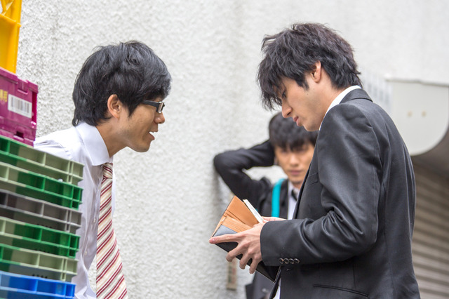 『闇金ドッグス4』　 (C)2016「闇金ドッグス4＆5」製作委員会