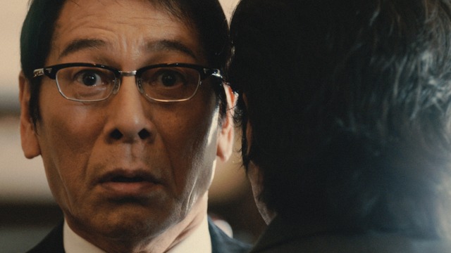 PlayStation（R）4 新CM「決断を迫る山田」シリーズ「総理篇」