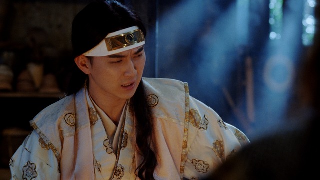 au「三太郎シリーズ」新CM「ファンクラブ」篇