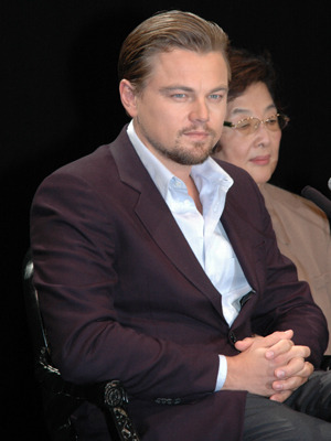 孤島に持っていくのは…TV？