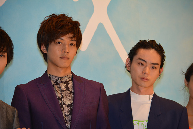 『キセキ ーあの日のソビトー』完成披露舞台あいさつ