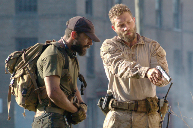 『マン・ダウン 戦士の約束』　（C）2016 Man Down, LLC. All Rights Reserved