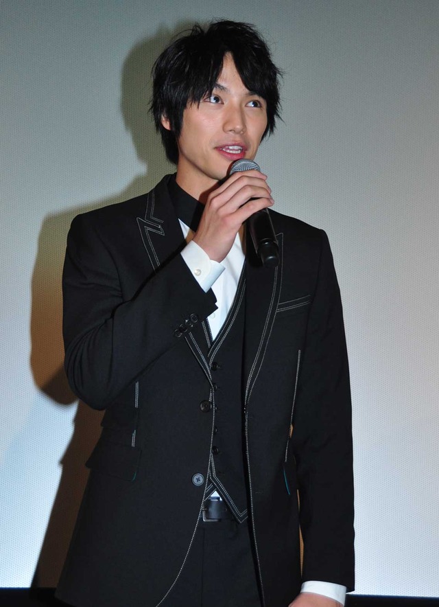 『ぼくは明日、昨日のきみとデートする』カップル限定試写会