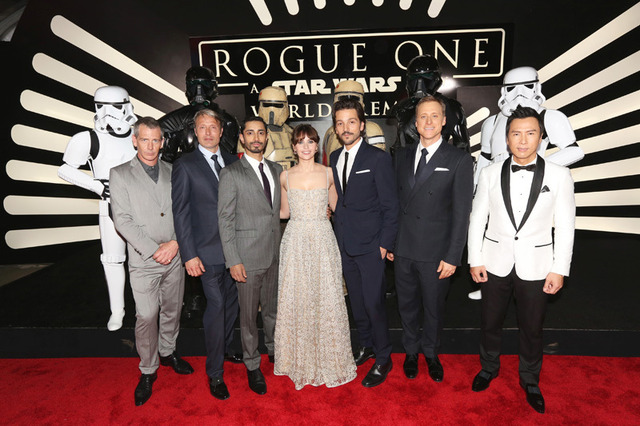 『ローグ・ワン／スター・ウォーズ・ストーリー』ワールドプレミア（C）2016 Lucasfilm Ltd. All Rights Reserved.